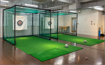 DINOSAUR GOLF スタジオイメージ１